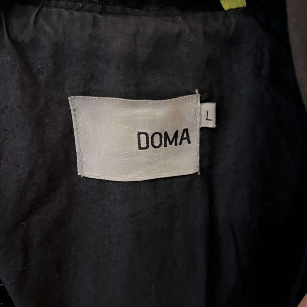 Doma Size Large Leather Jacket with hood - Picture 2 of 3
